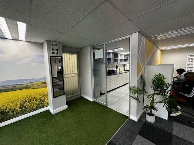 To Let Commercial Property for Rent in Woodstock Western Cape